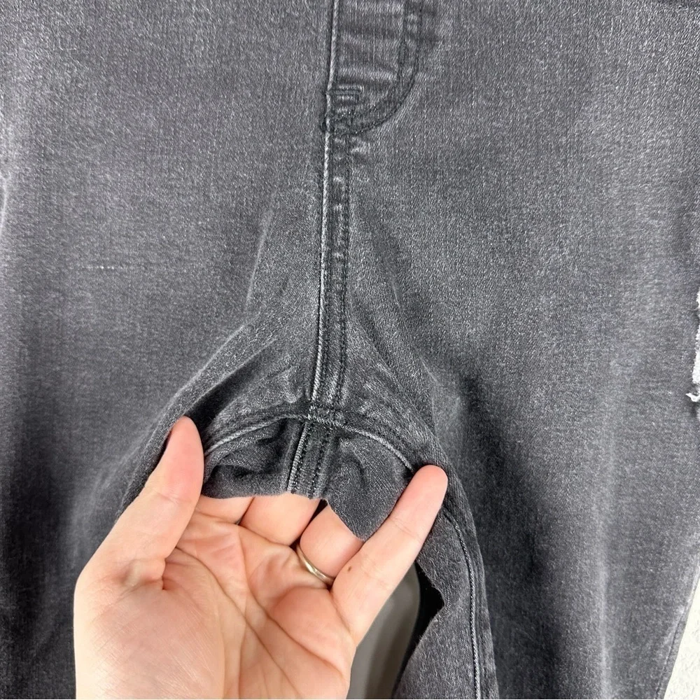 Spanx Black Distressed Pull On Jeggings Jeans Size Medium